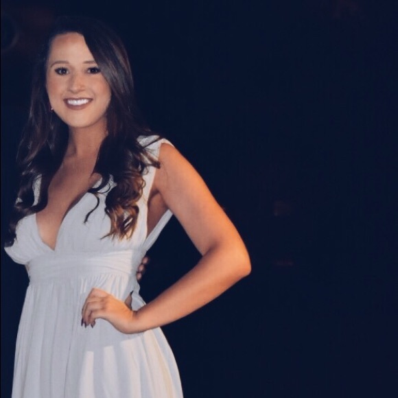 Meet your Posher, Emma - Picture 4 of 4